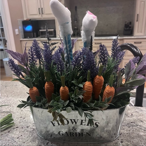 Easter decor - Picture 2 of 5